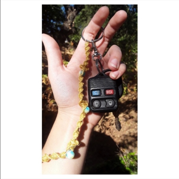 Macrame Galaxy Keychains - Picture 3 of 8